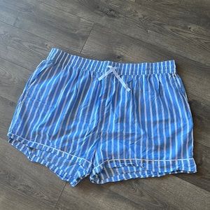 Plus size Old Navy blue striped pajama shorts